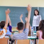 Να τι μαθήματα παραδίδουν “καθηγητές” στα παιδιά της εργατικής τάξης